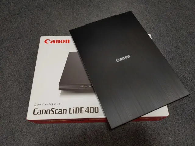 Canon CanonScan LiDE 400 の写真